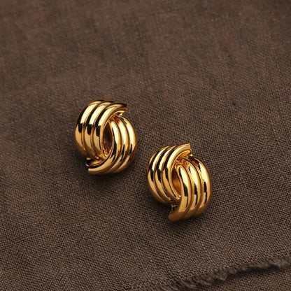 Evioleta | Elegant Gold Earrings