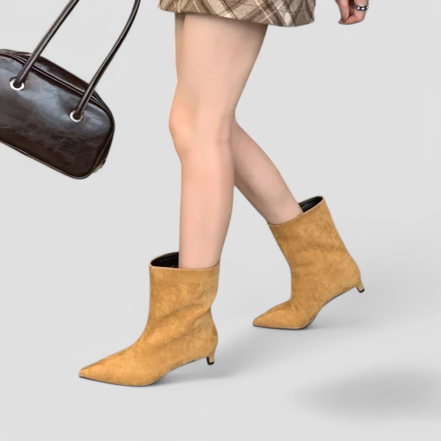 Evioleta | Above Ankle Wide Small Heel Boots